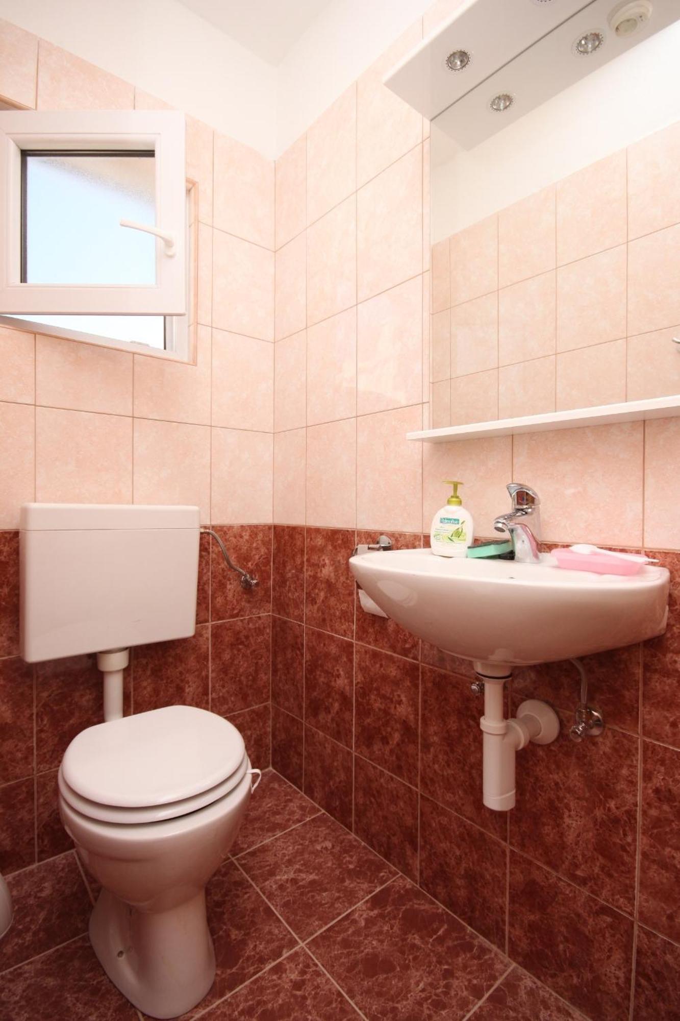 Apartments And Rooms With Parking Space Gradac, Makarska - 6819 Gradac  Zimmer foto
